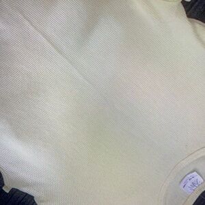 Round neck short sleeves stylish blouse